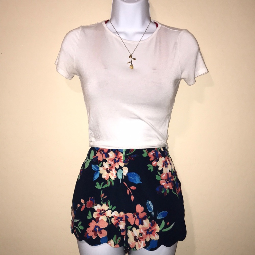 Floral Scalloped Shorts